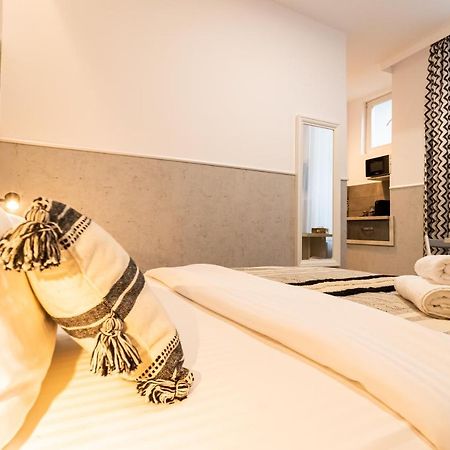 Okbrasov - Apartment & Studio In The Heart Of Old Town, Moments Away From The Black Church Dış mekan fotoğraf